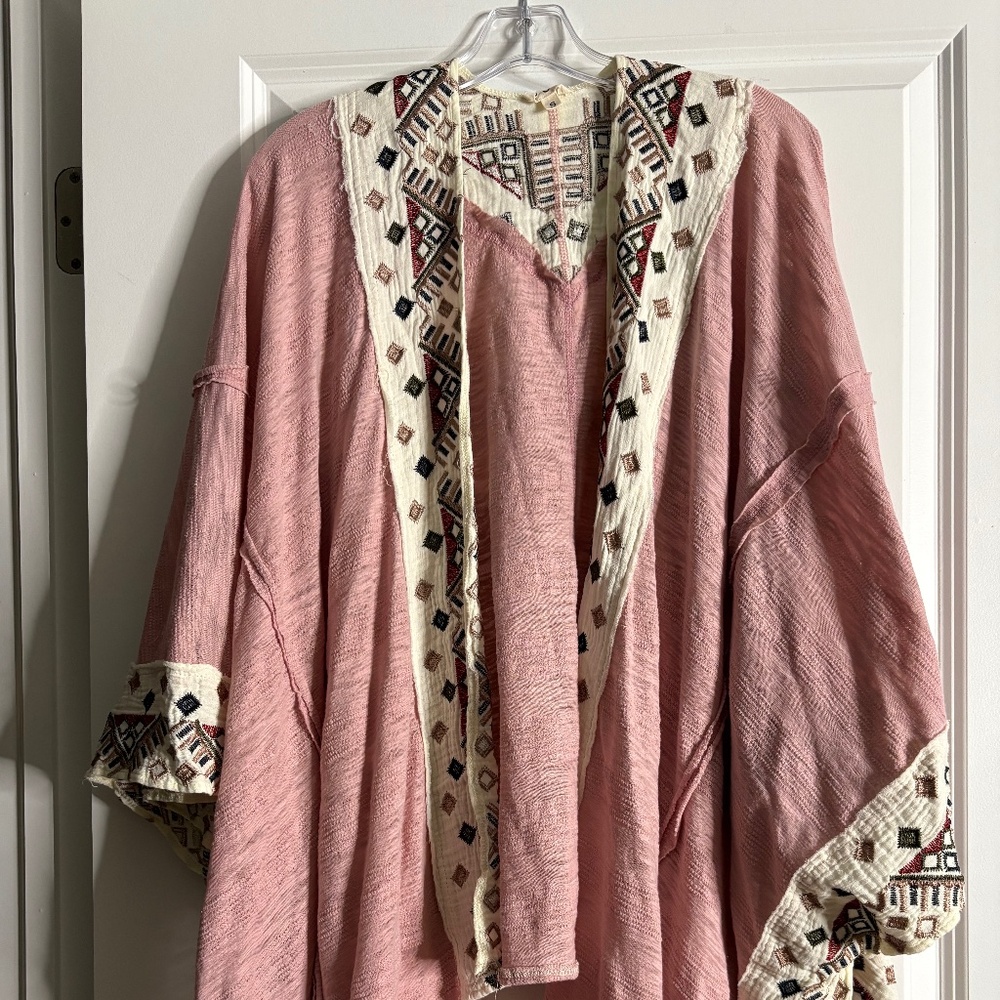 POLS Oversized Embroidered Kimono Cardigan - Size S
